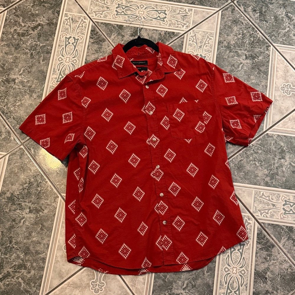 Banana Republic Red Geometric Casual Shirt